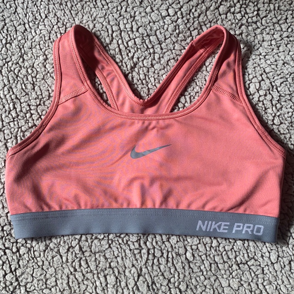 Nike dry-fit sports bra